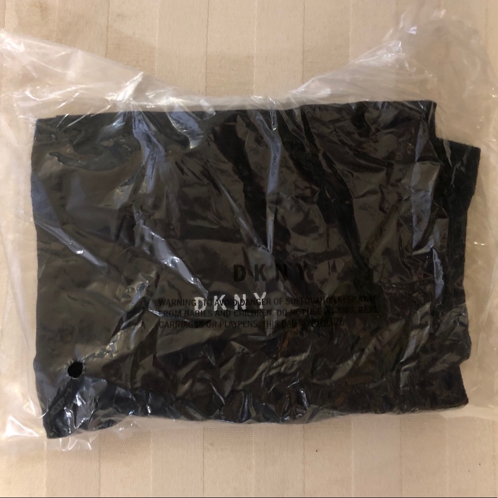 DKNY FAUX CROSSBODY